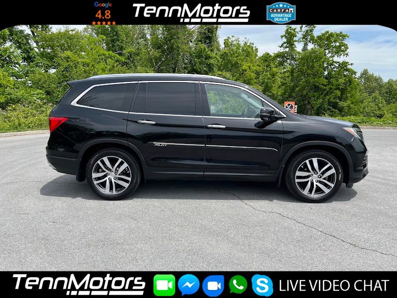Used 2017 Honda Pilot Touring image 2