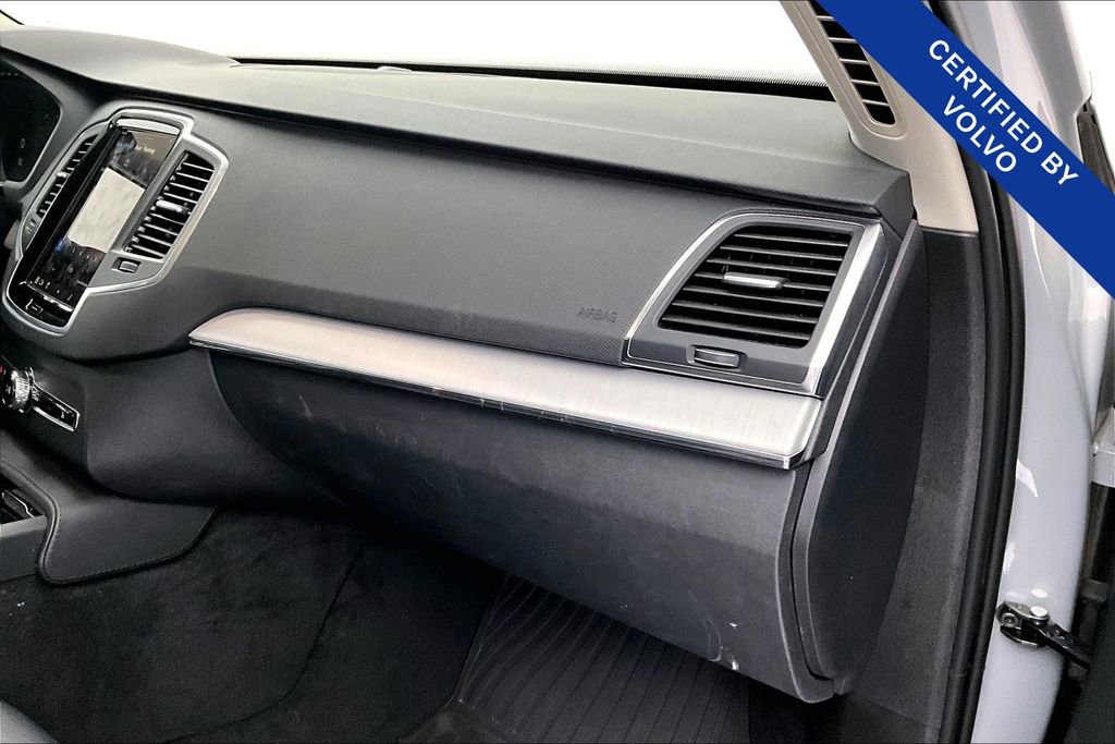Used 2024 Volvo XC90 B5 Core w/ Protection Package Premier image 22
