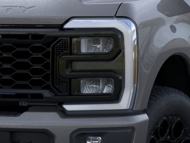 New 2026 Ford F350 XLT w/ XLT Premium Package AWD/4WD image 18