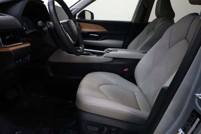 Used 2024 Toyota Grand Highlander Platinum image 67