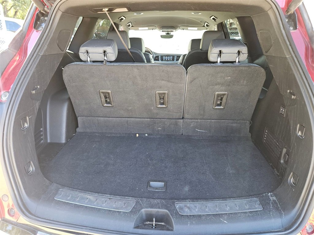 Used 2024 Buick Enclave Premium image 23