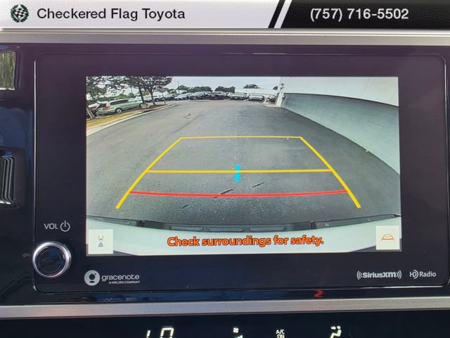 Used 2022 Toyota Tundra SR5 w/ SR5 Convenience Package AWD/4WD image 32