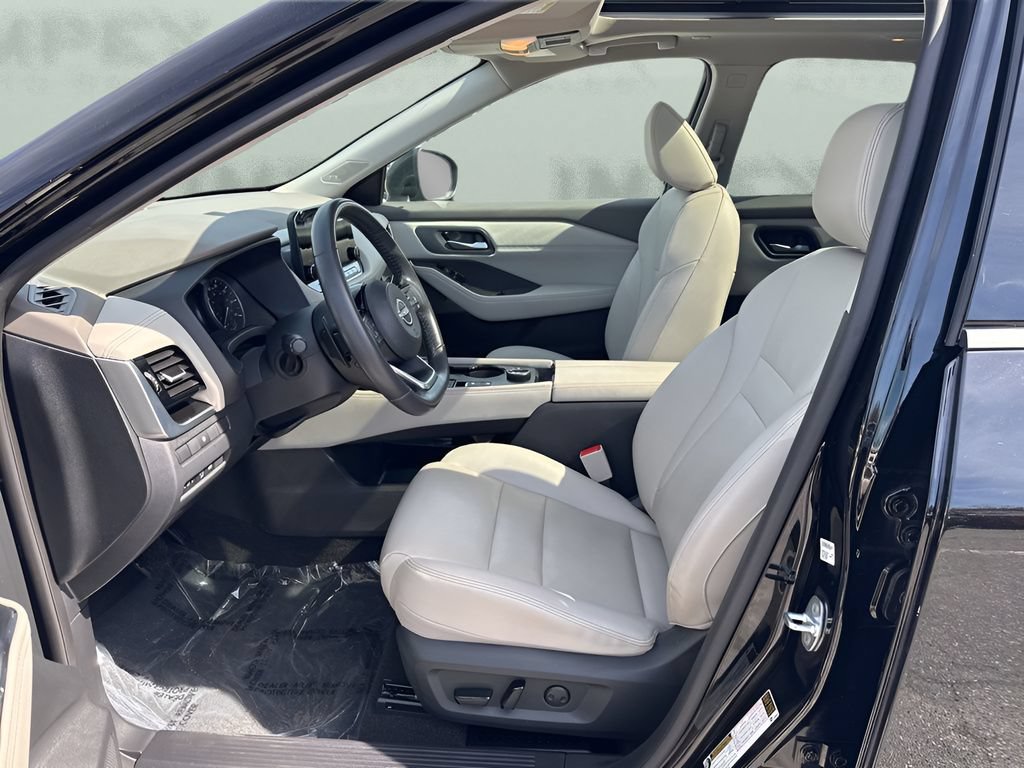 Used 2023 Nissan Rogue SL w/ SL Premium Package AWD/4WD image 9