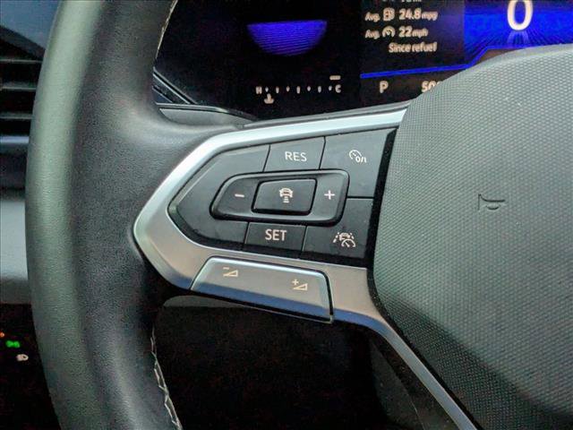 Used 2022 Volkswagen Taos SE image 4