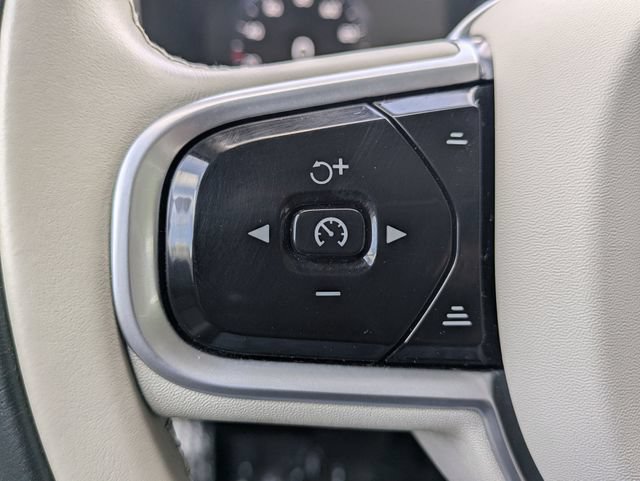 Certified 2022 Volvo XC90 T8 Inscription w/ Advanced Package AWD/4WD image 18