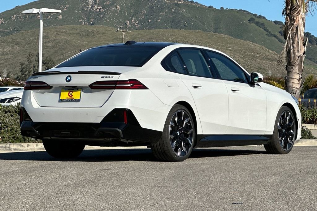 New 2026 BMW 550e xDrive 550e xDrive w/ Executive Package image 3