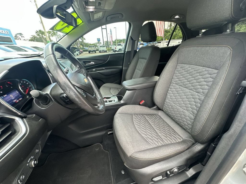 Used 2020 Chevrolet Equinox LT FWD image 19