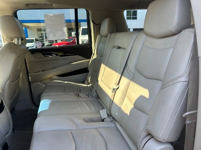 Used 2017 Cadillac Escalade ESV Premium Luxury AWD/4WD image 13