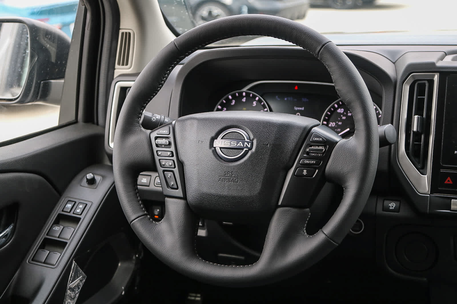New 2025 Nissan Frontier SV w/ SV Convenience Package RWD image 17