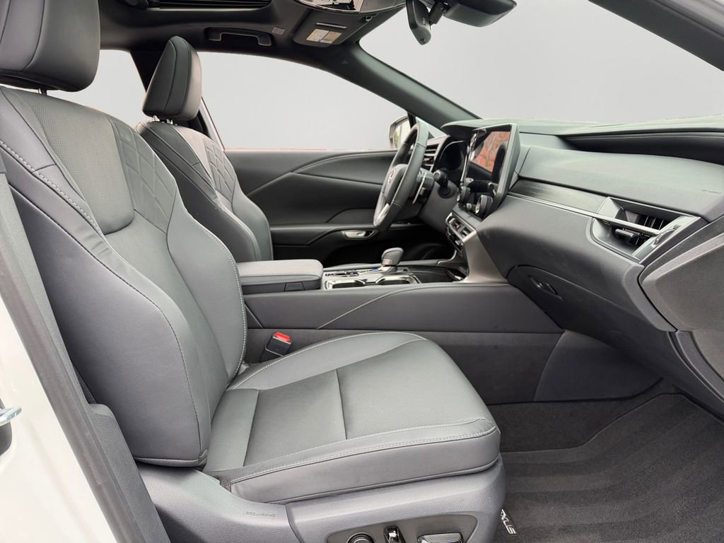 Certified 2025 Lexus RX 350h 350h Premium w/ Accessory Package image 7