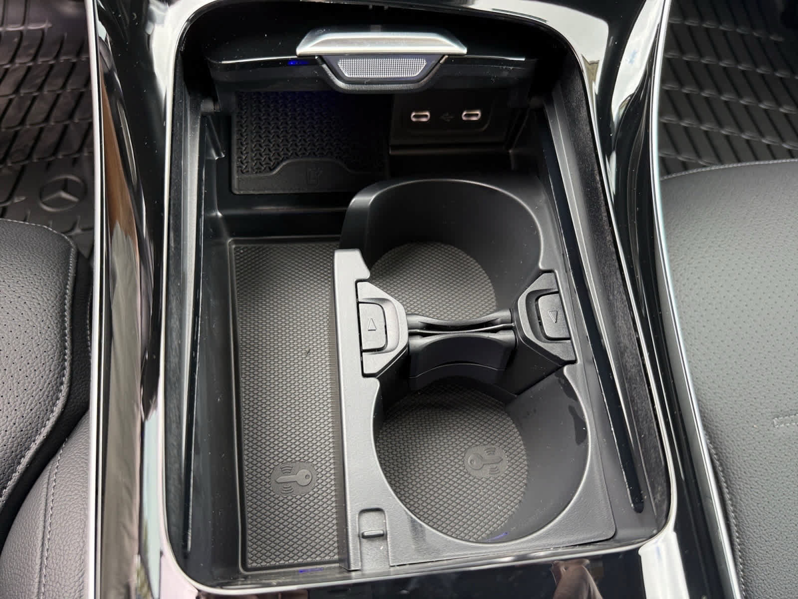 Used 2026 Mercedes-Benz C 300 4MATIC Sedan image 19