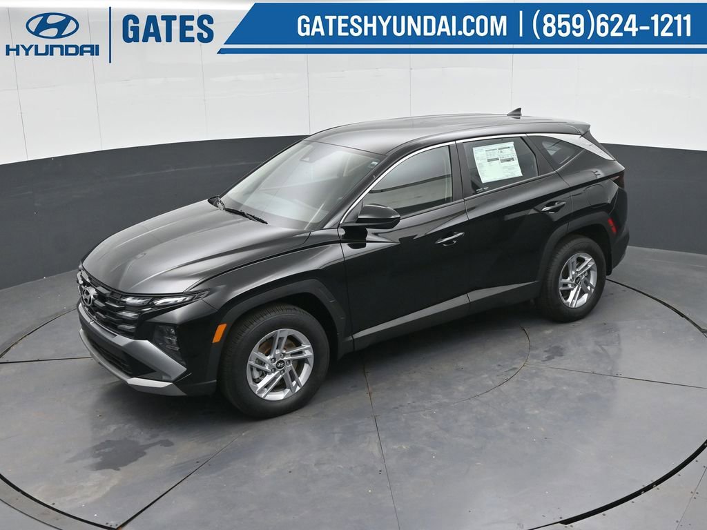 Used 2025 Hyundai Tucson SE AWD/4WD image 48
