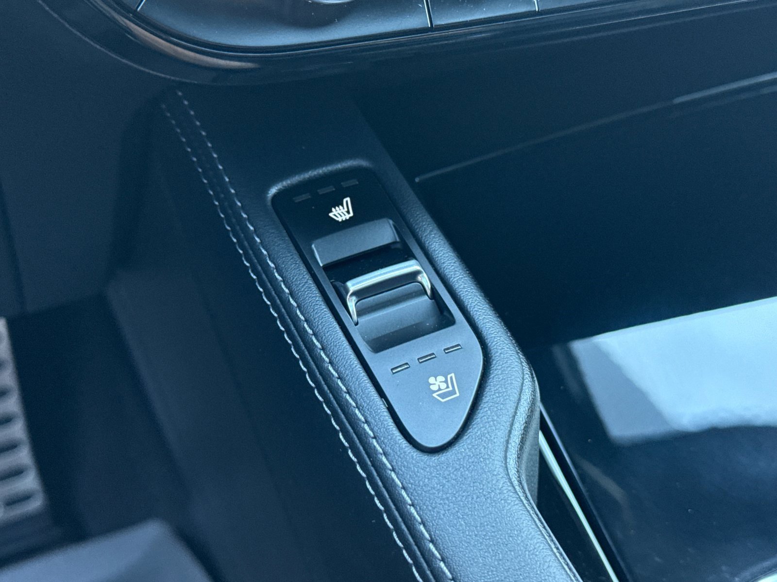 Used 2024 Kia Telluride SX Prestige X-Line image 33