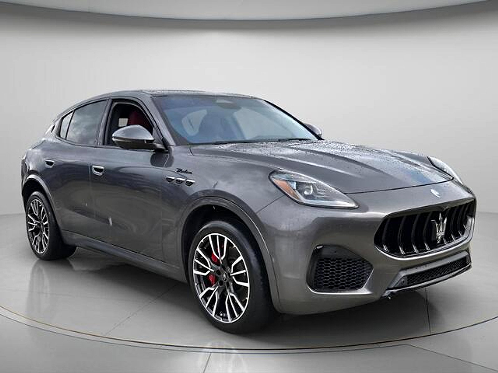 Used 2023 Maserati Grecale Modena AWD/4WD image 9