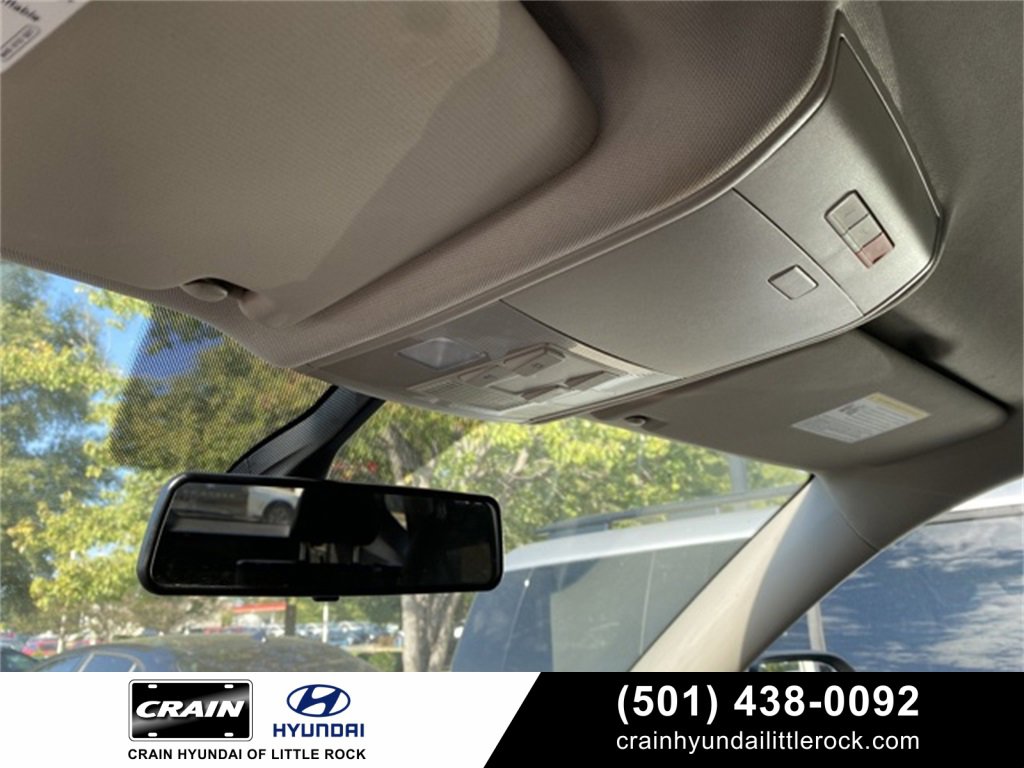 Used 2019 Volkswagen Atlas SE image 24