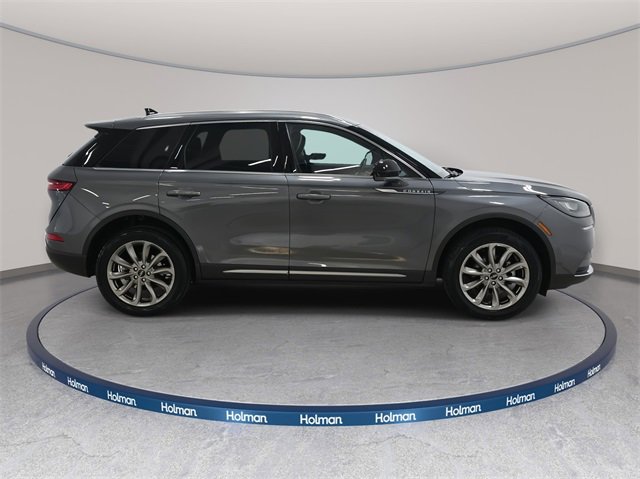 Used 2021 Lincoln Corsair AWD w/ Premium Package image 4