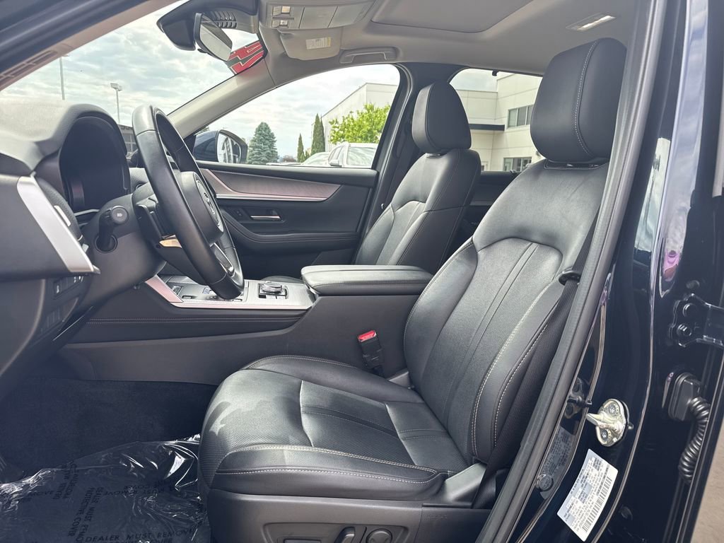 Used 2024 MAZDA CX-90 Plug-In Hybrid w/ Preferred AWD/4WD image 13