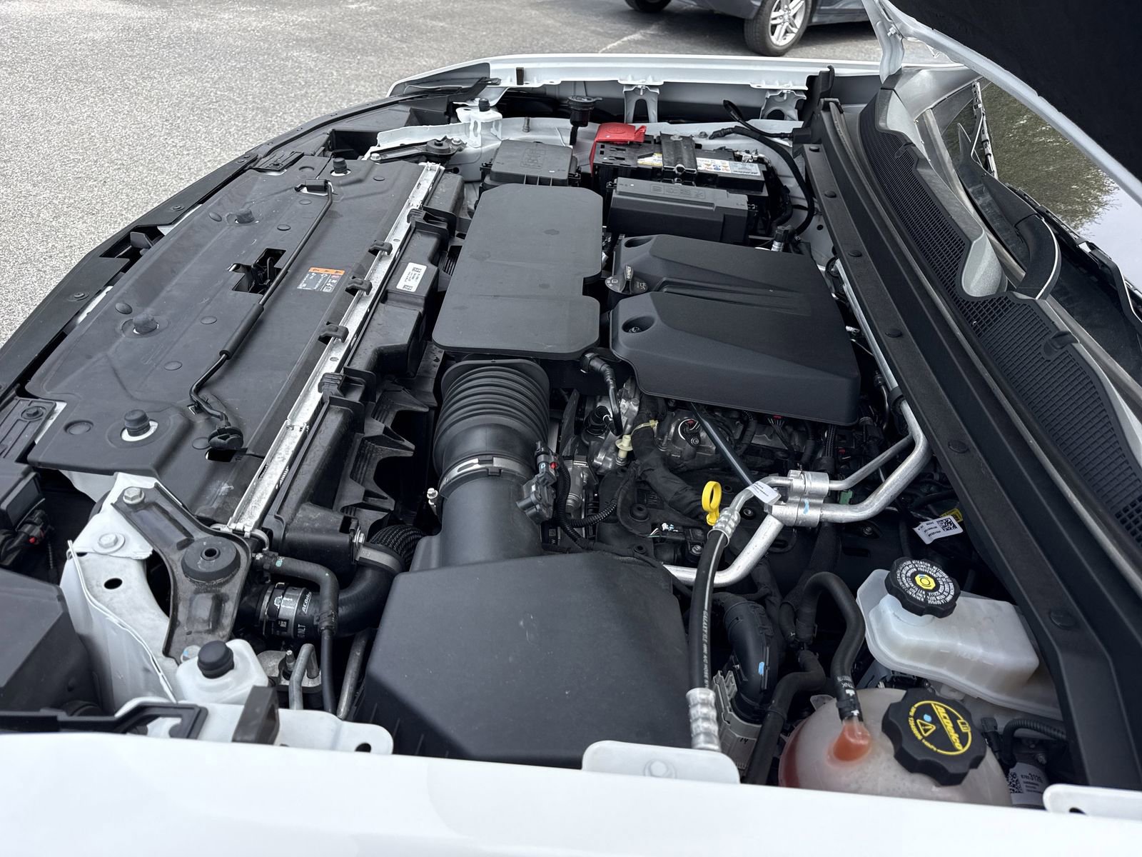 Used 2024 Chevrolet Colorado LT image 32