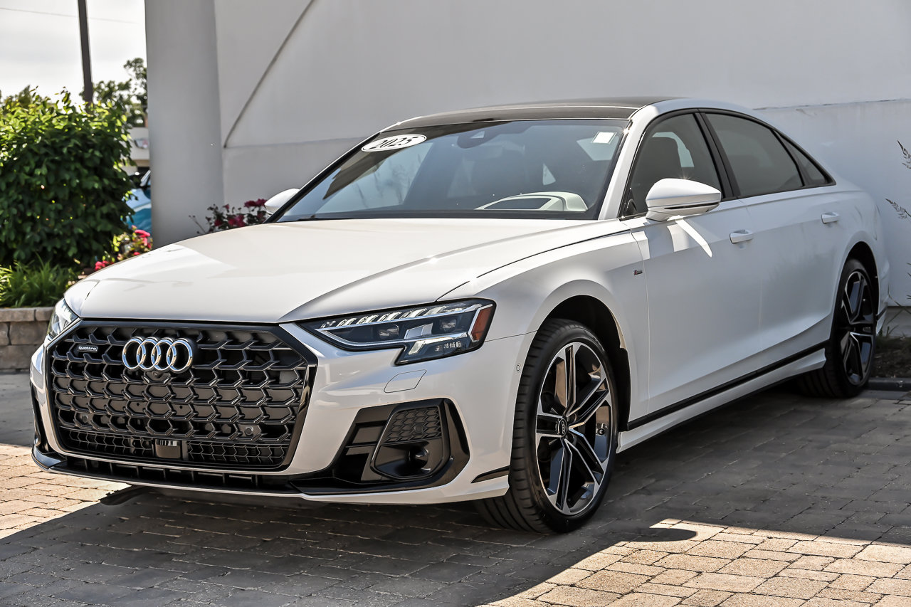 Used 2025 Audi A8 L 3.0T w/ Executive Package AWD/4WD image 5