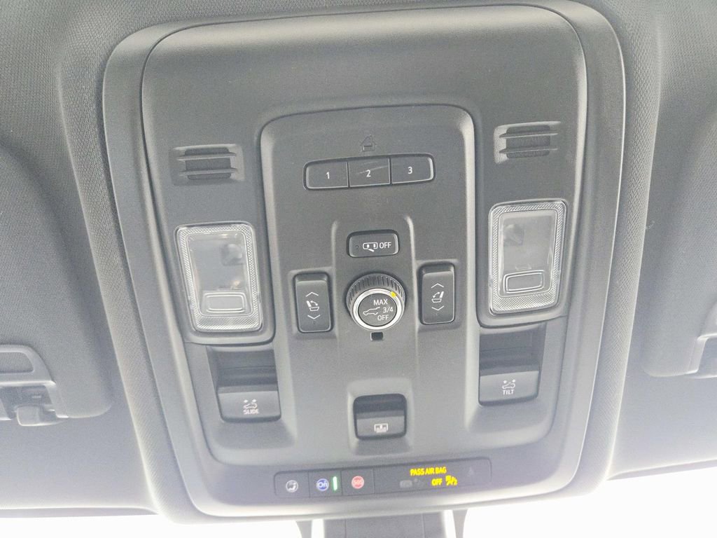 Used 2021 GMC Yukon SLT w/ SLT Luxury Plus Package image 37