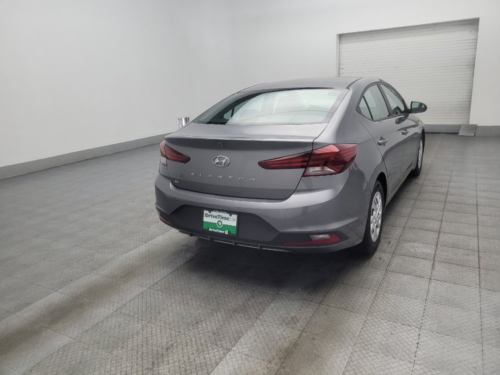 Used 2019 Hyundai Elantra SE w/ Cargo Package FWD image 9
