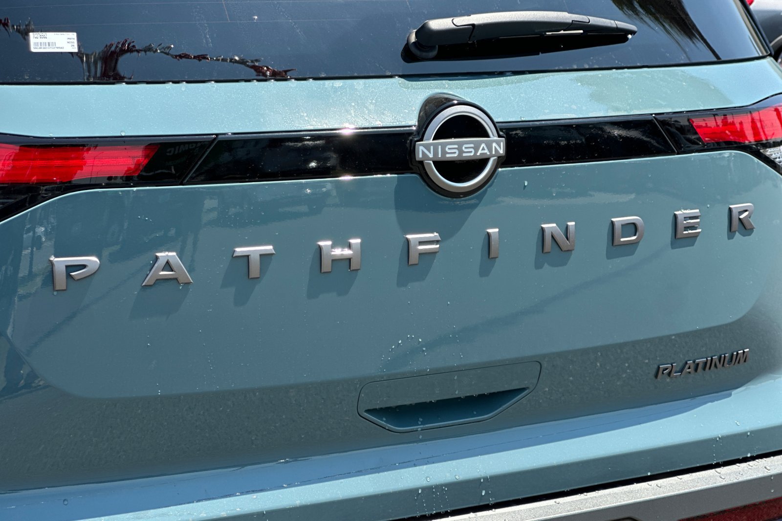 New 2026 Nissan Pathfinder Platinum FWD image 24