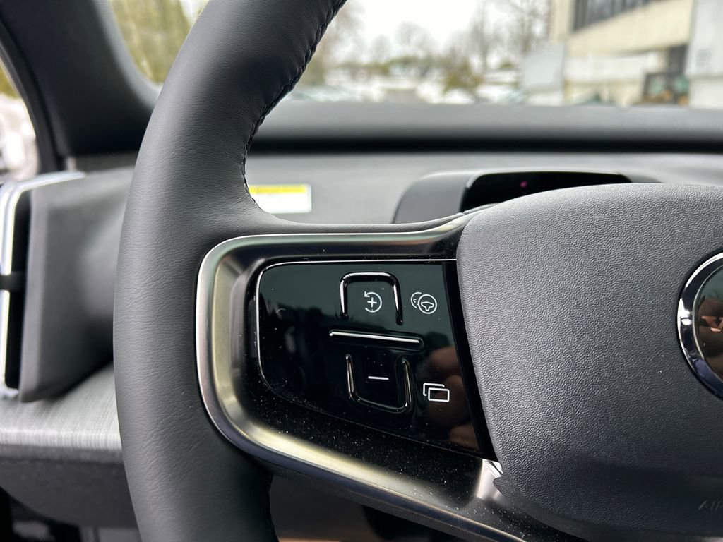 New 2026 Volvo EX30 Plus w/ Climate Package image 13