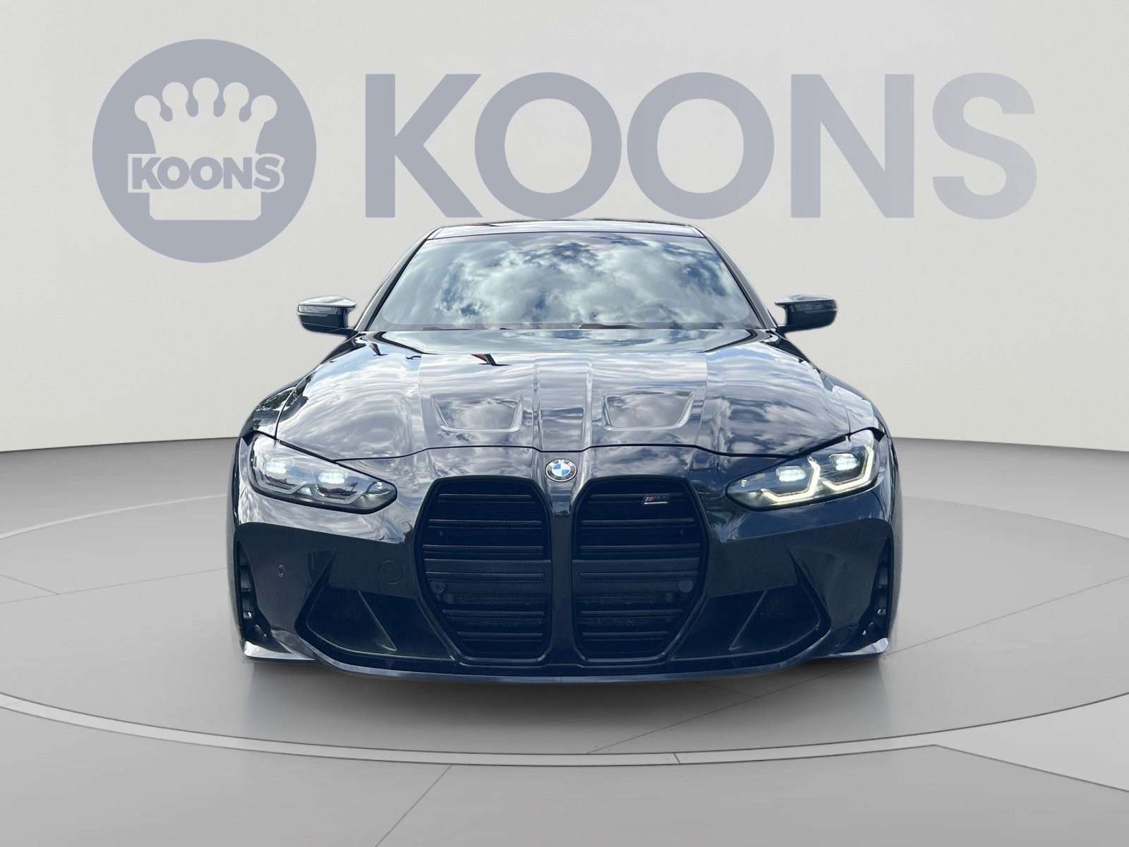 Used 2022 BMW M4 Competition w/ M Carbon Exterior Package RWD image 11