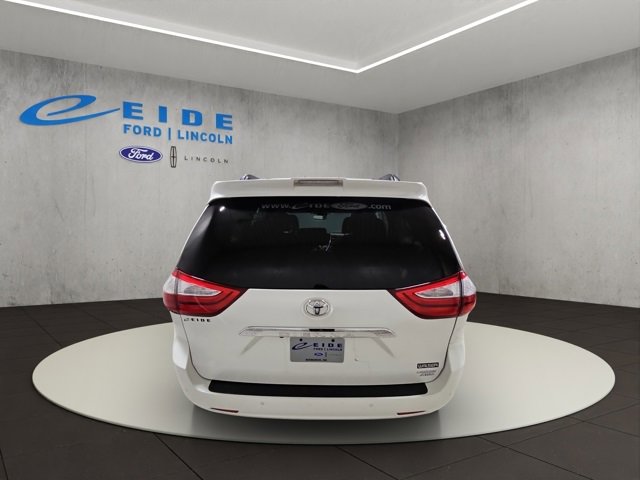 Used 2019 Toyota Sienna Limited Premium image 7