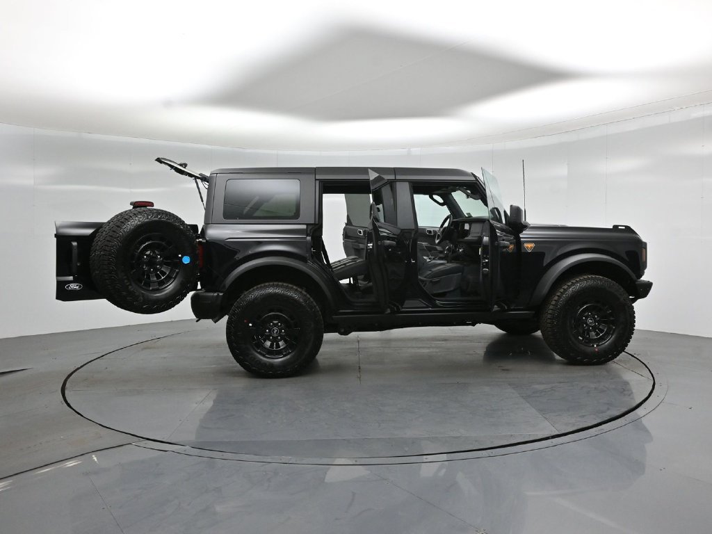 New 2026 Ford Bronco Badlands AWD/4WD image 4