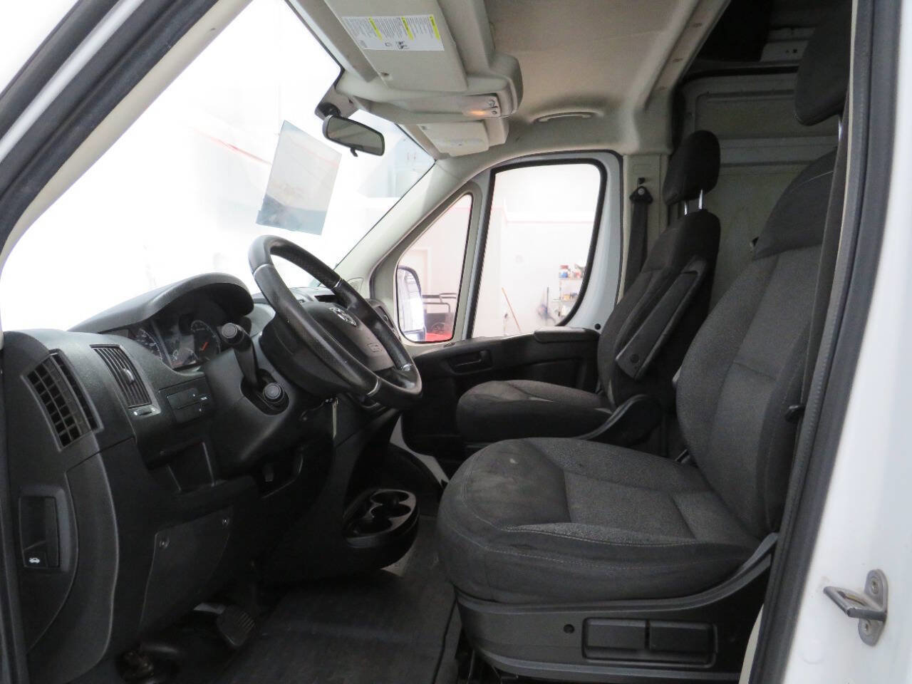 Used 2014 RAM ProMaster 2500 w/ Interior Convenience Group FWD image 9