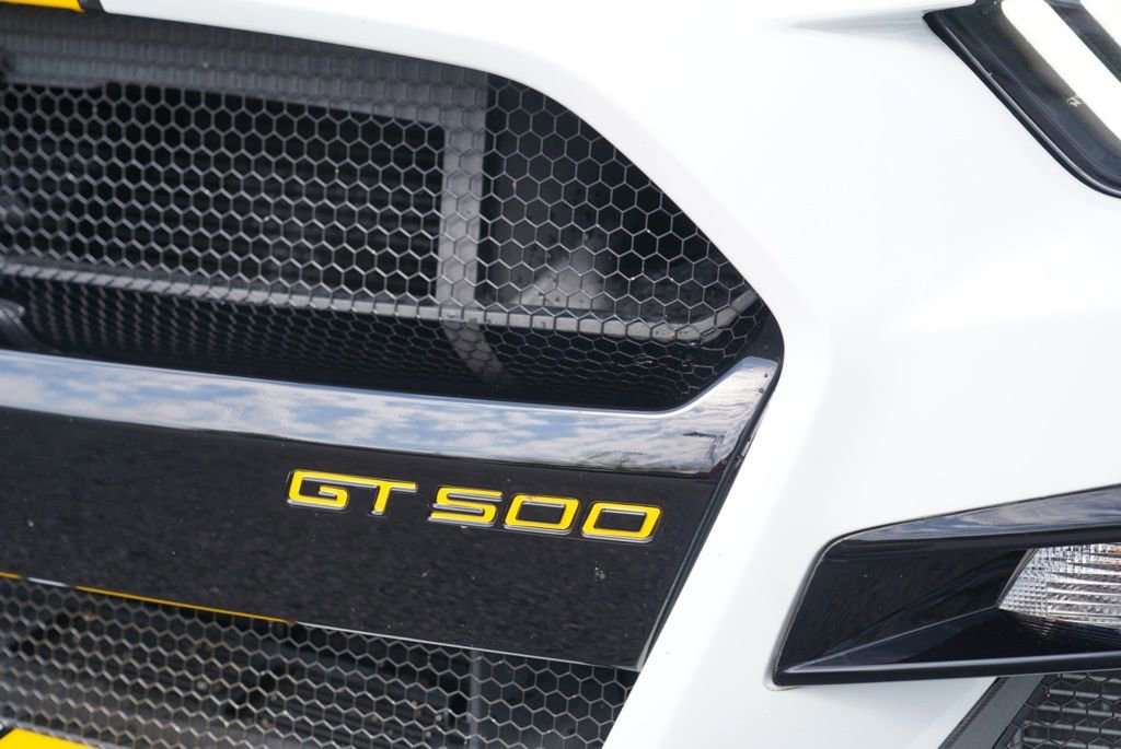 Used 2022 Ford Mustang Shelby GT500 w/ Technology Package RWD image 7