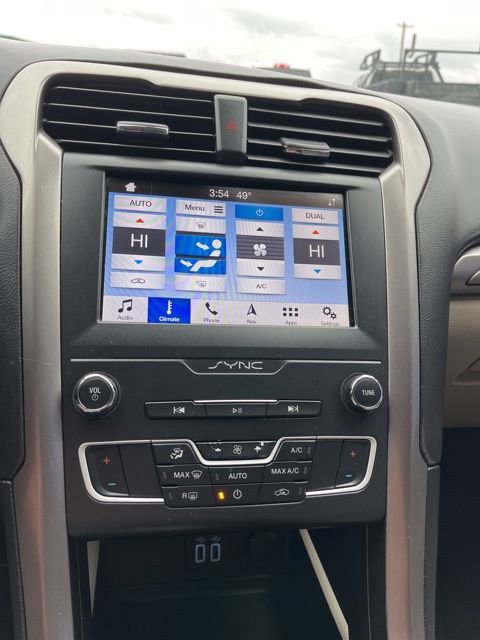 Used 2019 Ford Fusion SE image 42