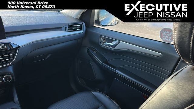 Used 2022 Ford Escape SEL image 22