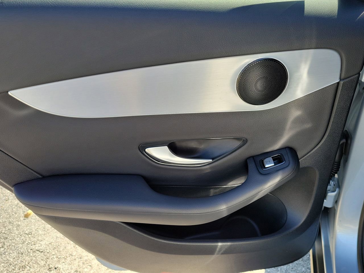 Certified 2022 Mercedes-Benz GLC 300 image 11