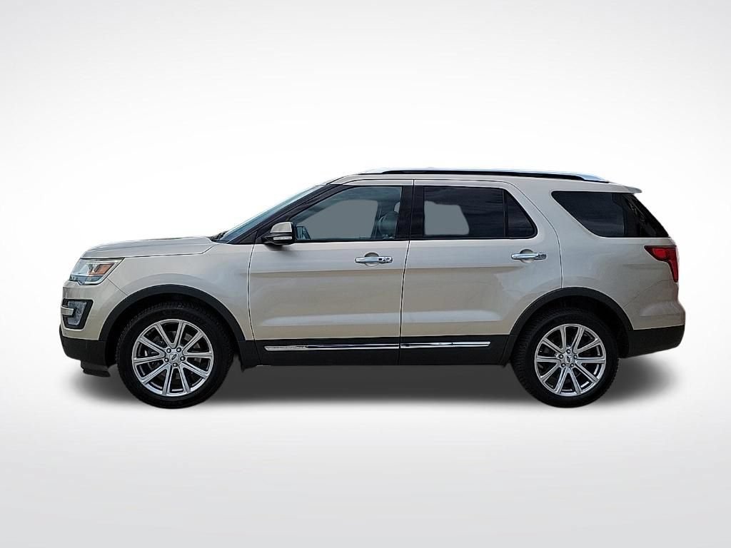 Used 2017 Ford Explorer Limited AWD/4WD image 2