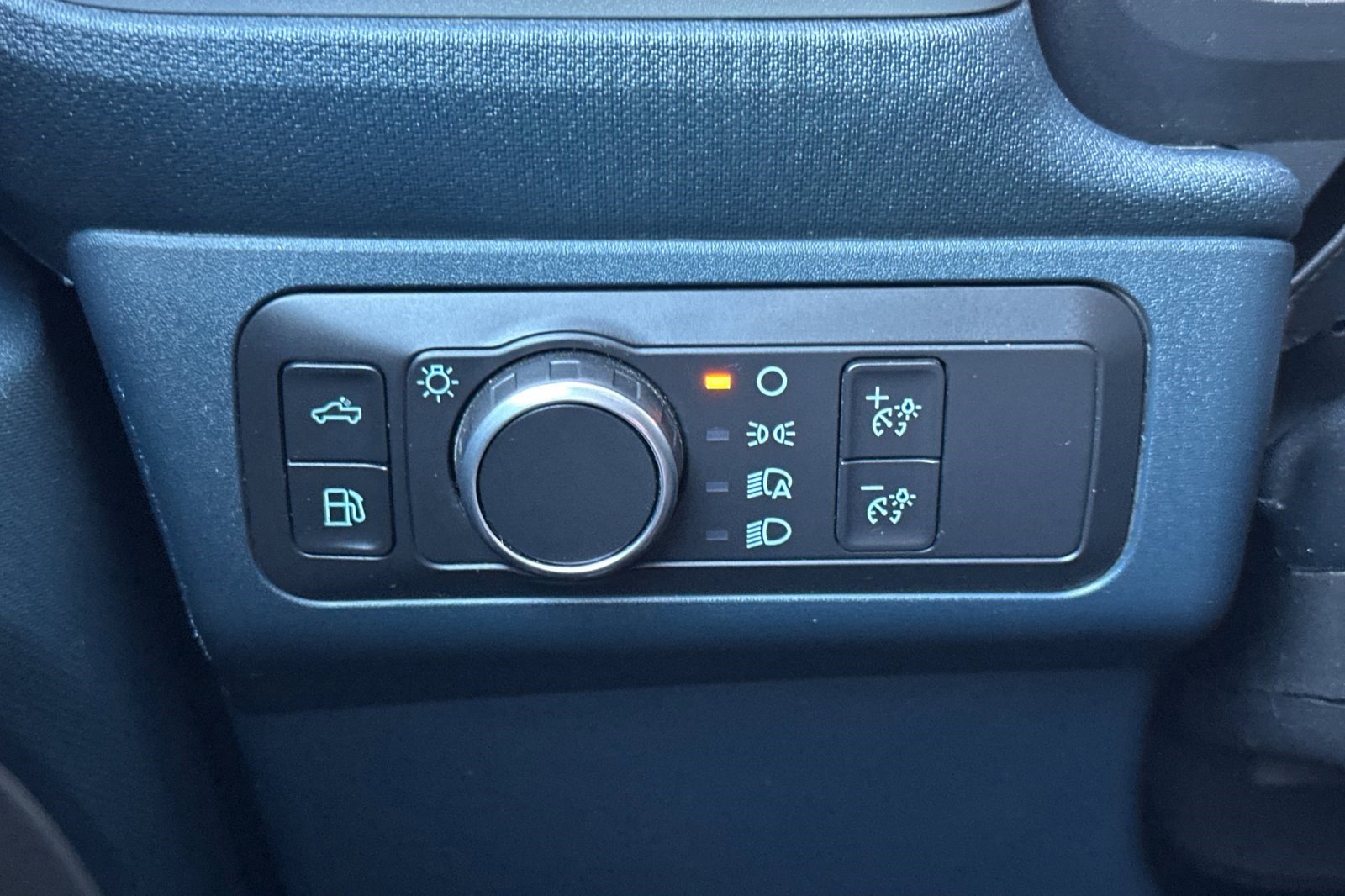 Used 2022 Ford Maverick XL image 32