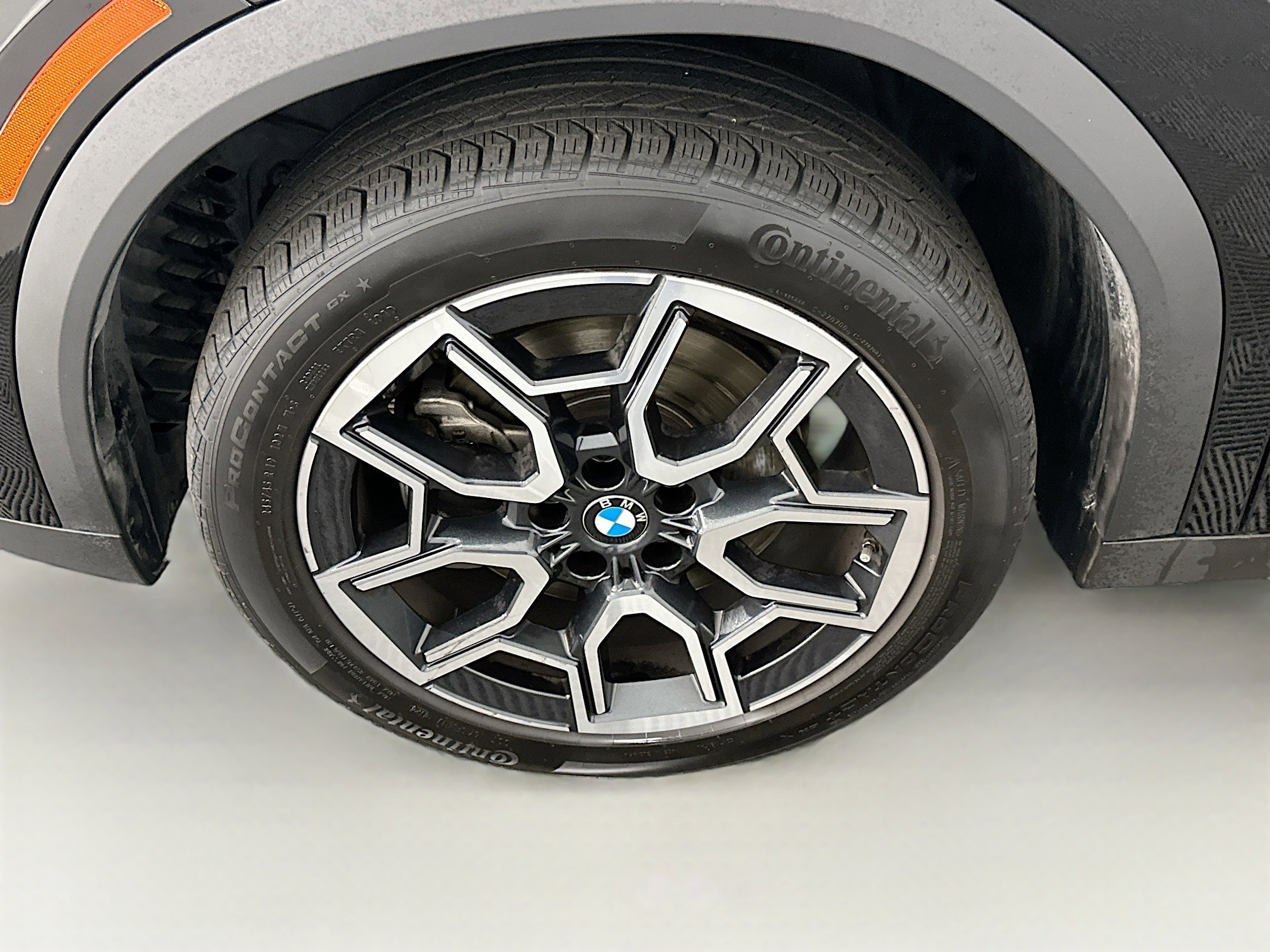 Used 2025 BMW X2 xDrive28i image 11