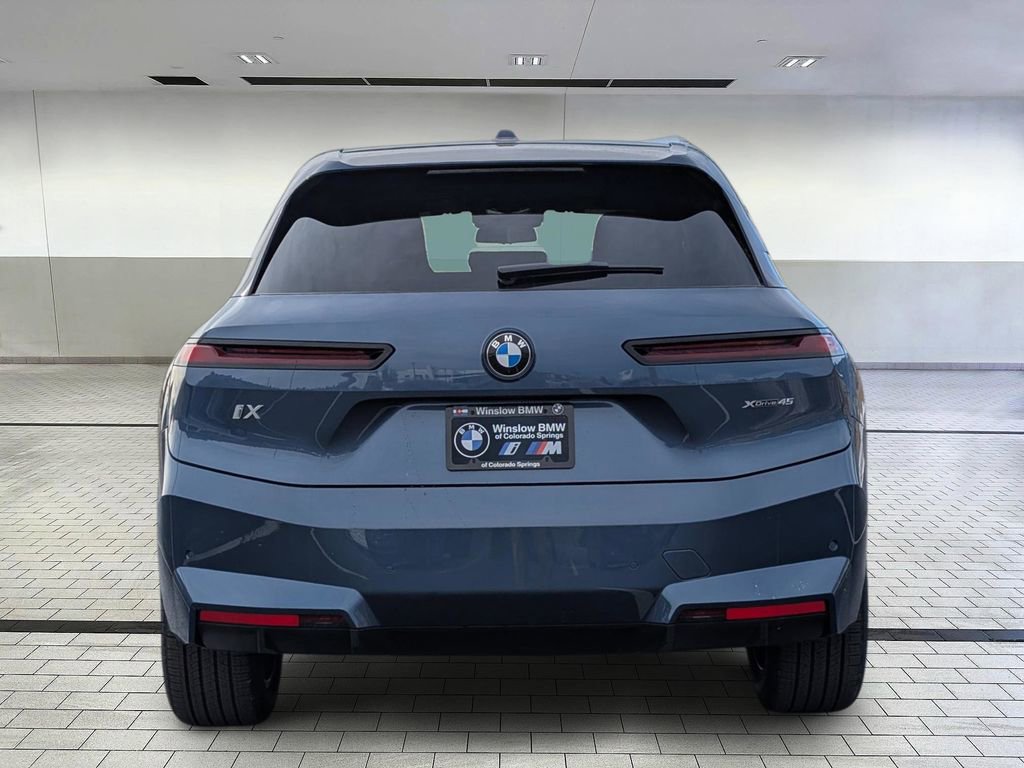 New 2026 BMW iX xDrive45 w/ Premium Package image 4