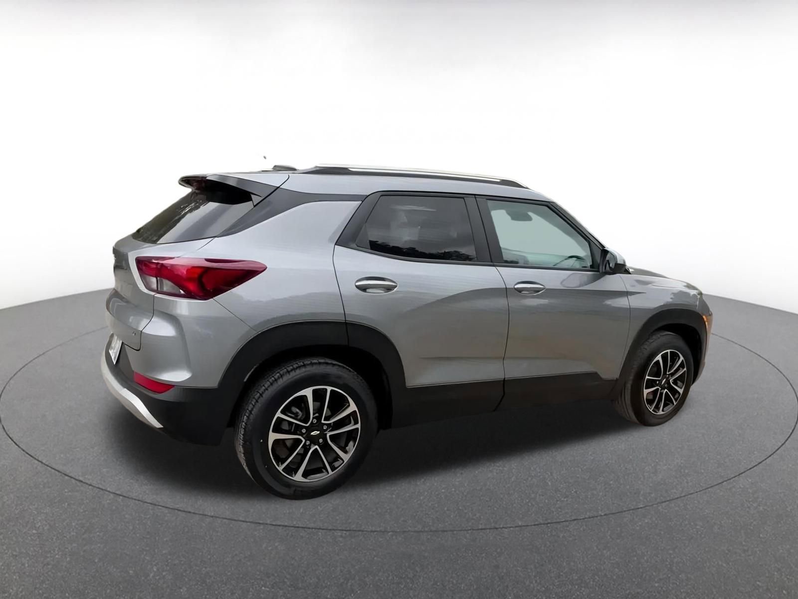 Used 2025 Chevrolet TrailBlazer LT image 15