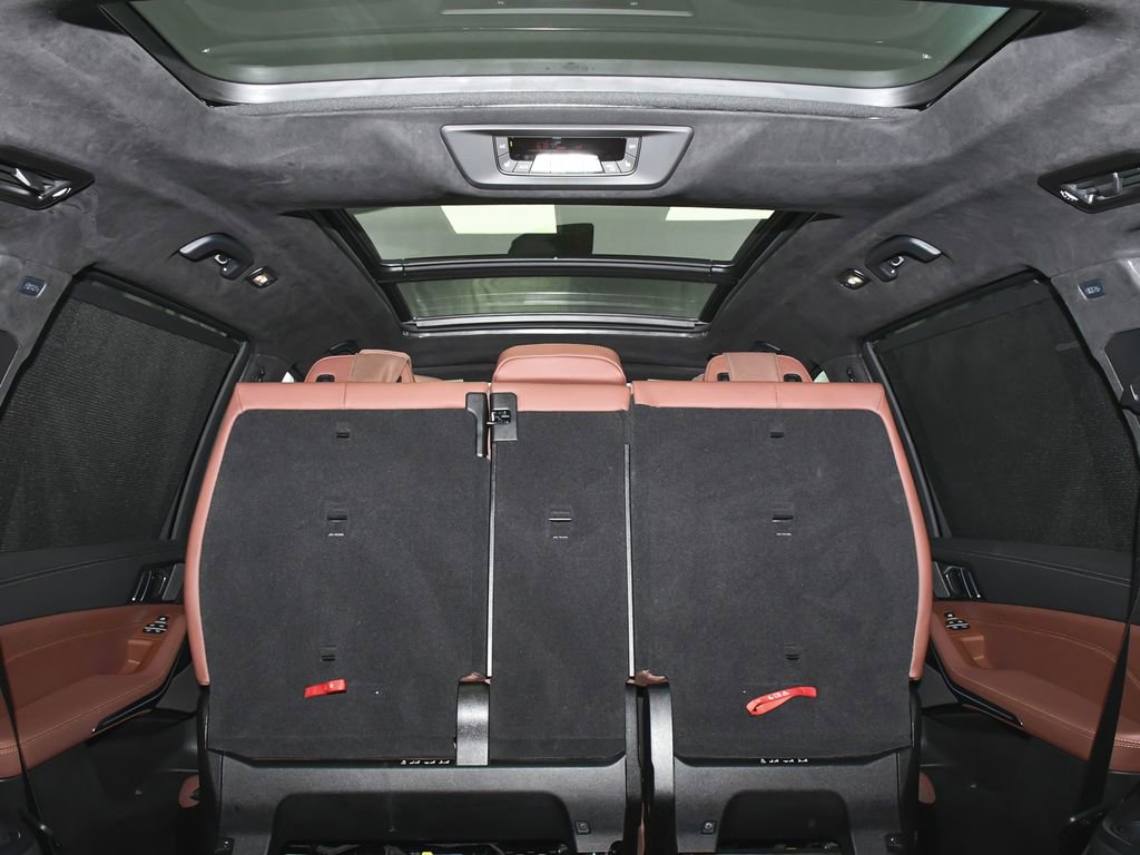 Used 2026 BMW X7 M60i image 78