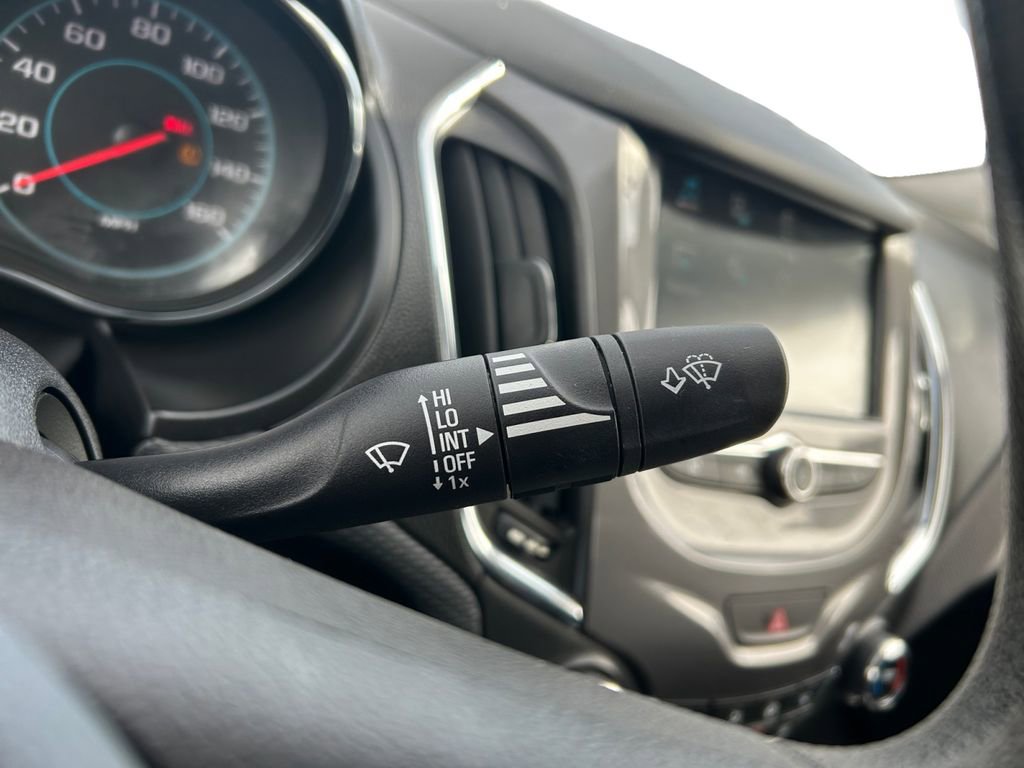 Used 2017 Chevrolet Cruze LT image 23