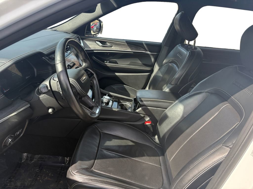 Used 2021 Jeep Grand Cherokee L Overland image 9