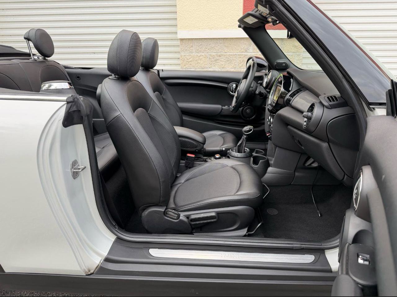 Used 2017 MINI Cooper Convertible image 14