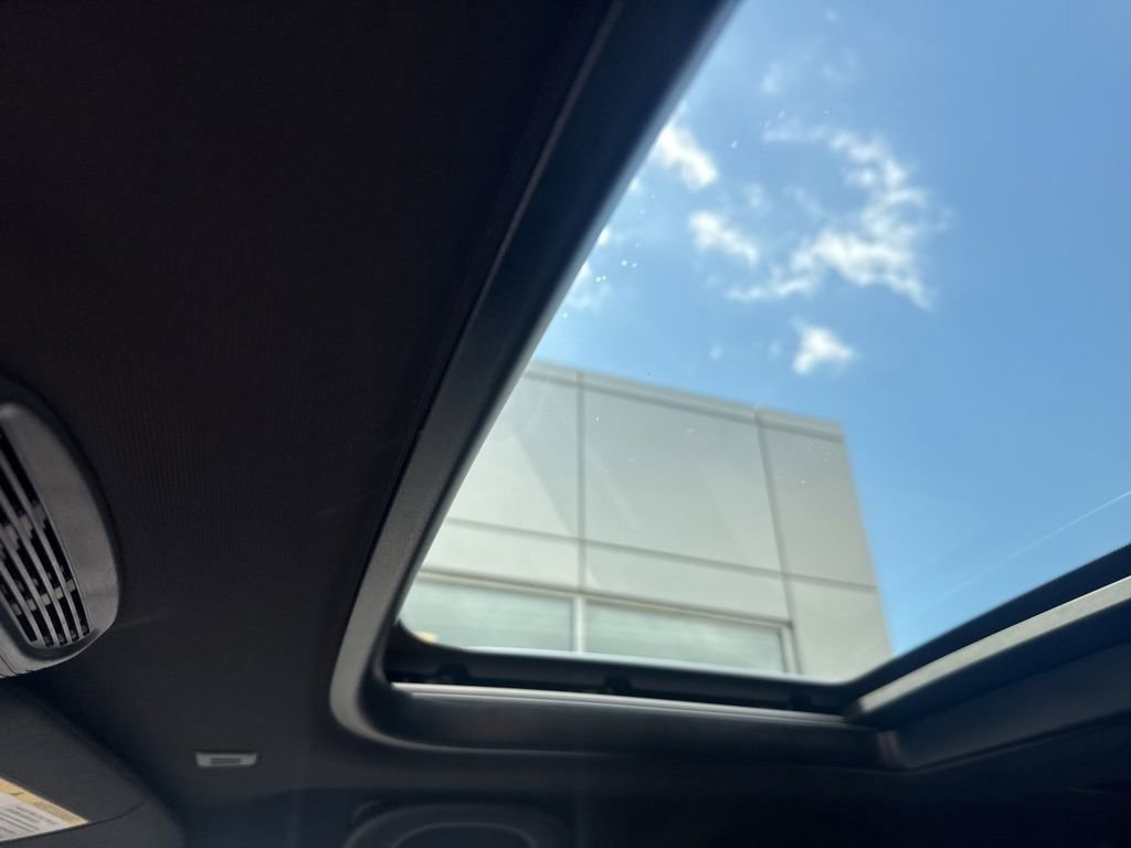 Used 2019 MINI Cooper Countryman S w/ Premium Package image 35