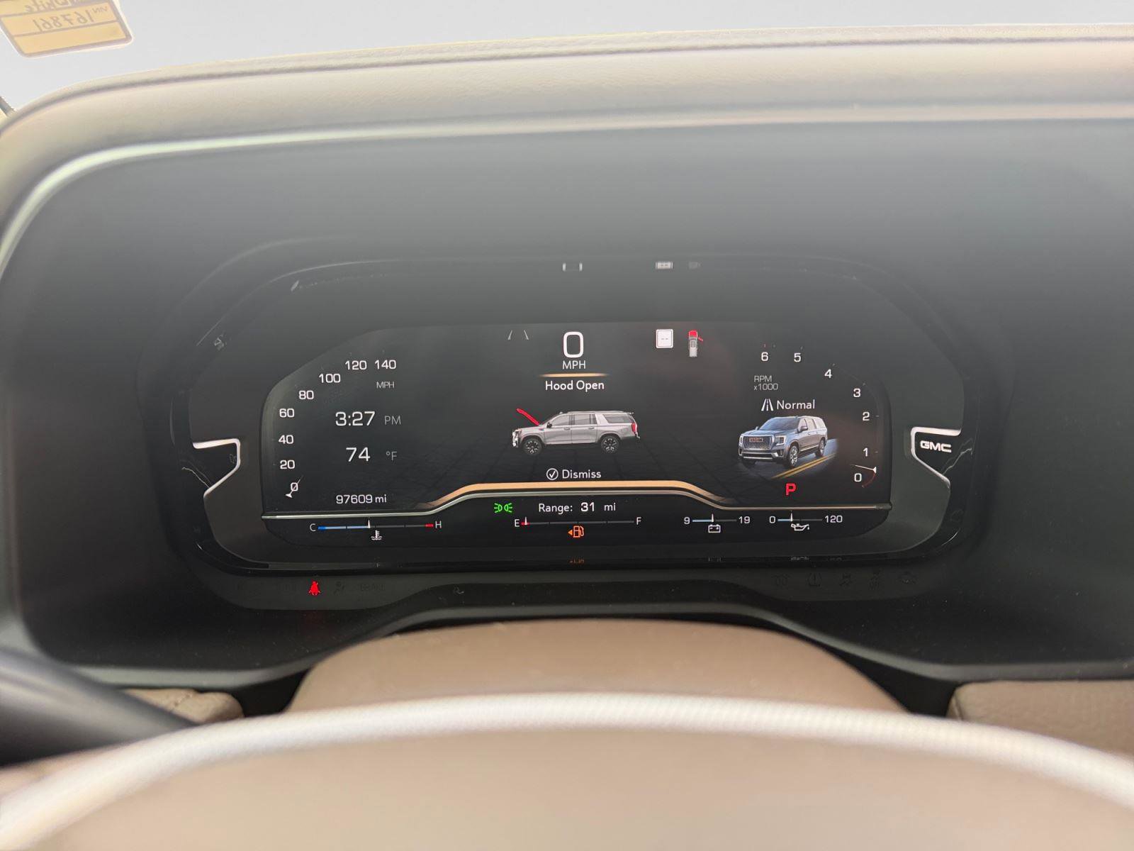 Used 2022 GMC Yukon XL Denali w/ Denali Premium Package RWD image 16