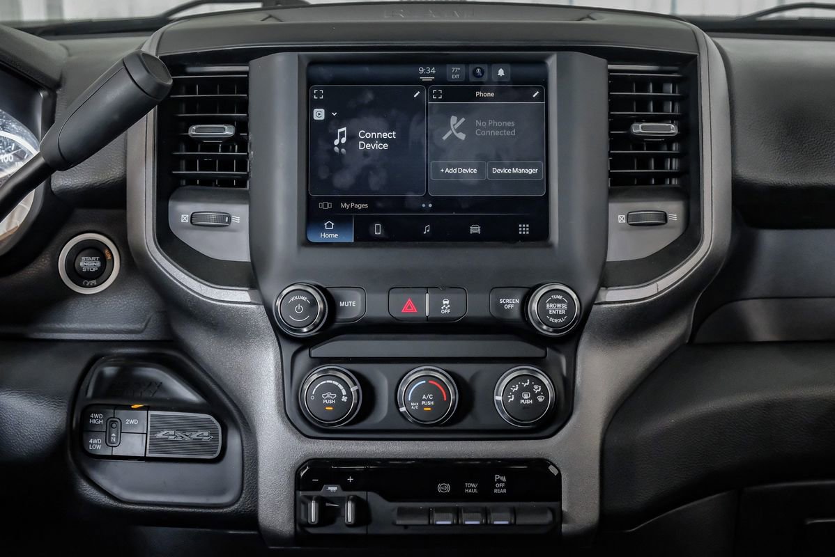 Used 2024 RAM 3500 Tradesman w/ Chrome Appearance Group image 25