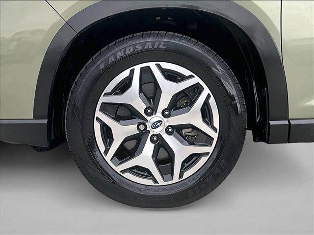 Used 2021 Subaru Forester Premium AWD/4WD image 10