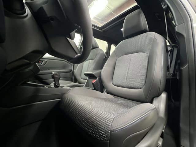 Used 2025 Subaru Forester Premium AWD/4WD image 20