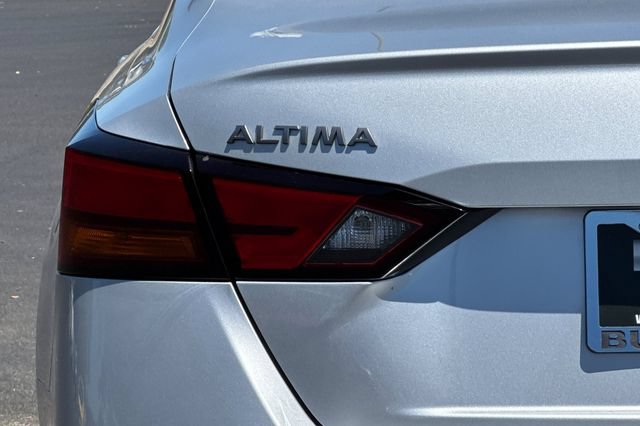 Used 2024 Nissan Altima 2.5 SR FWD image 45